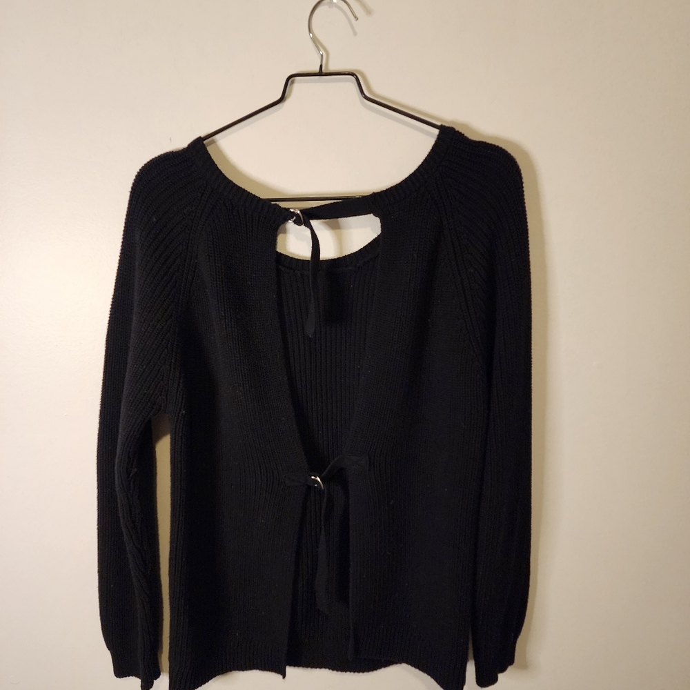 Crew neck sweater, Large Open Back Detail